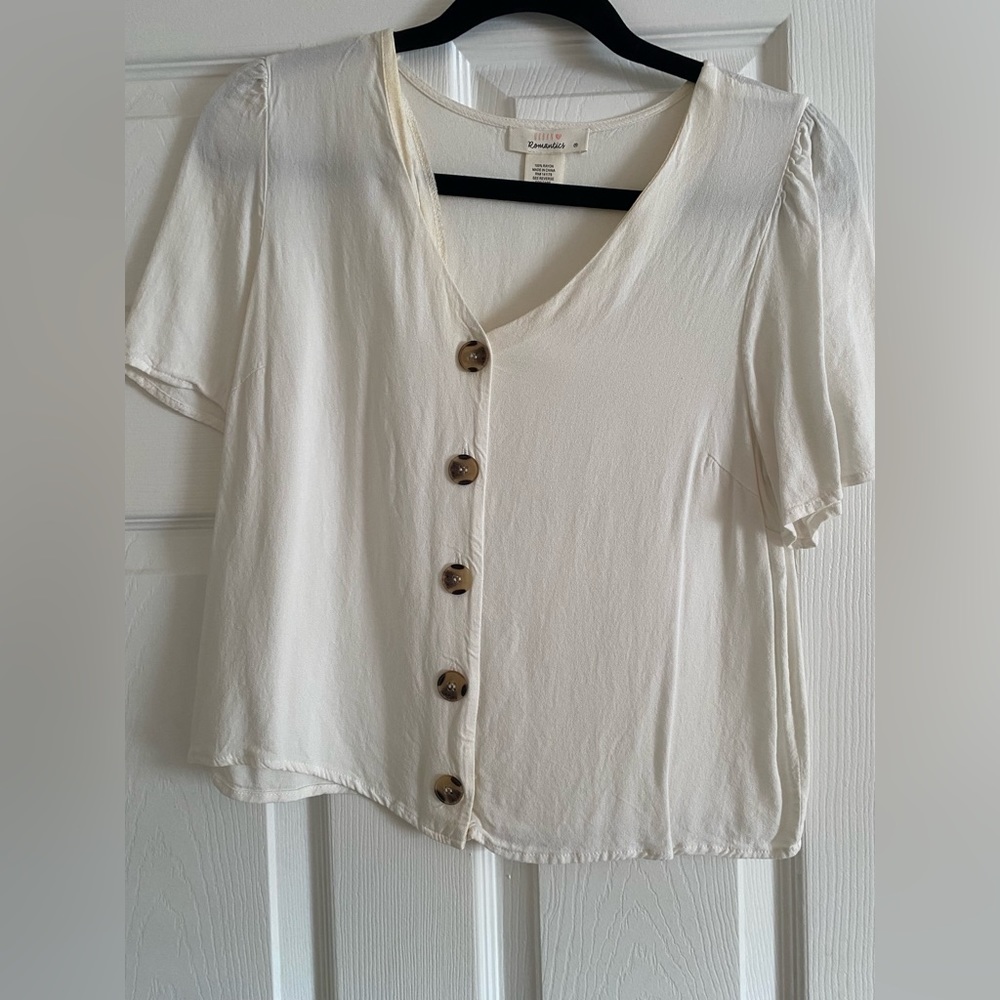White shirt sleeve button down blouse